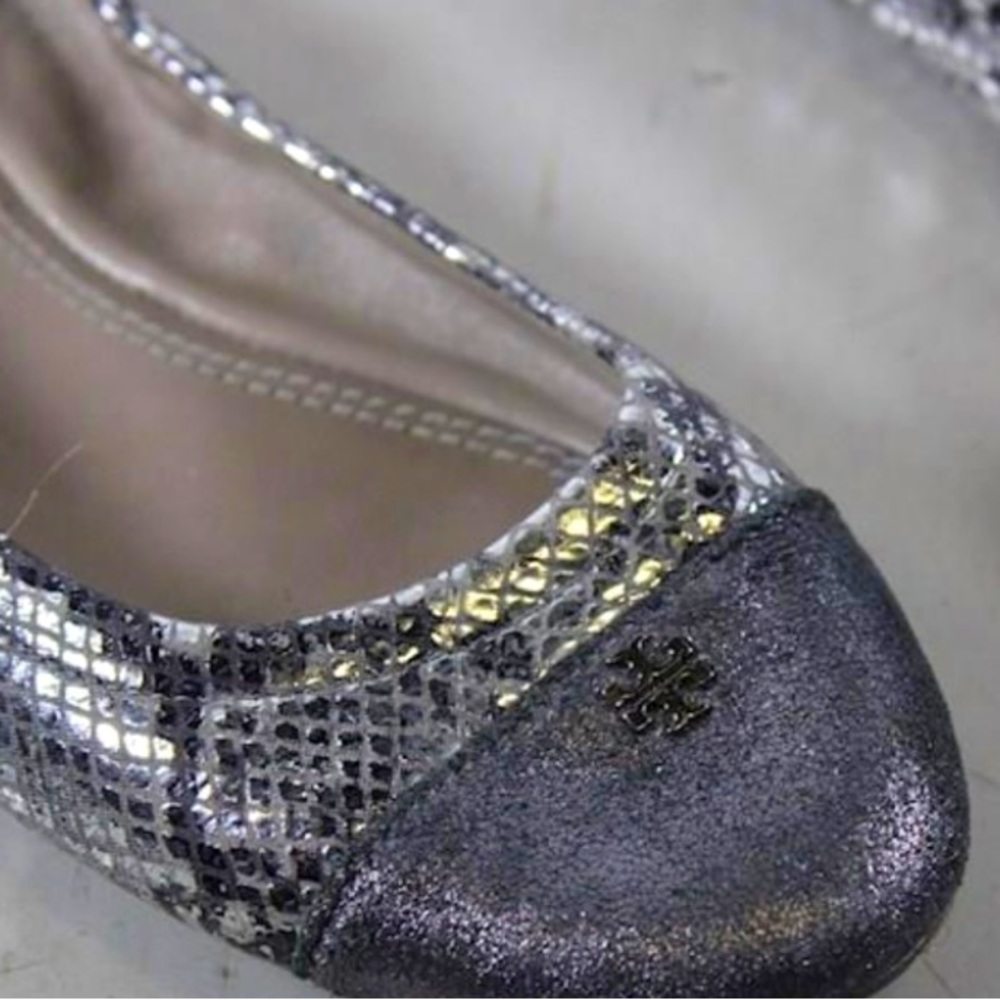 Tory Burch York Ballet Flat Silver Gray Metallic Snake Skin 41158526 Size US 8